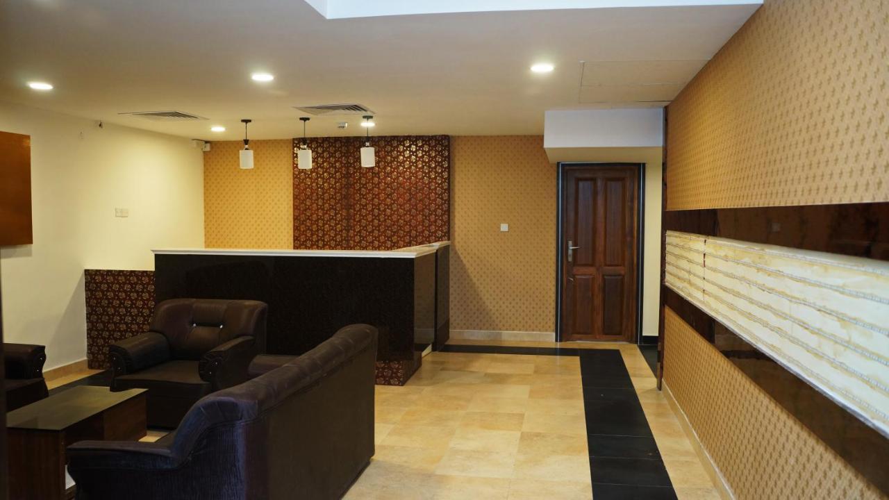 Hotel Malayalee Club Chennai Esterno foto