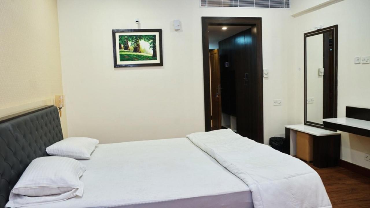Hotel Malayalee Club Chennai Esterno foto