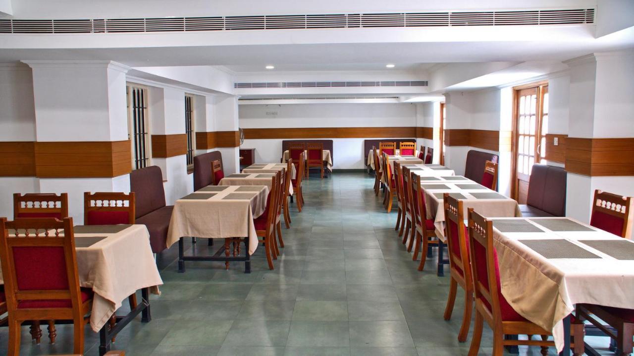 Hotel Malayalee Club Chennai Esterno foto